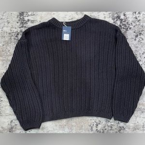 NWT Universal Thread Charcoal Sweater